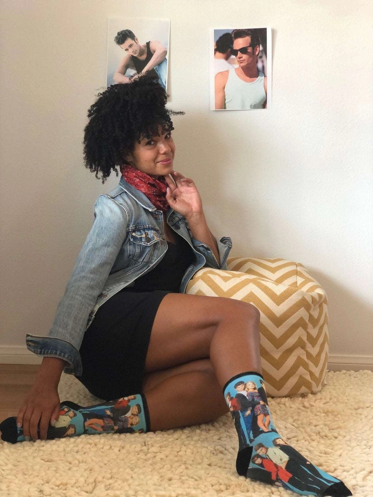 90210 Vibes: Retro Socks for the Ultimate Throwback Style.